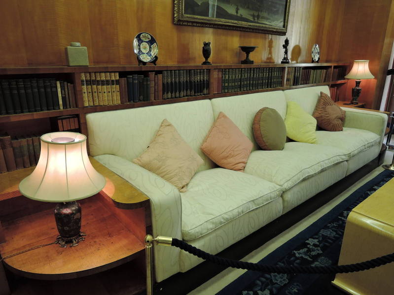 Eltham Palace - Boudoir