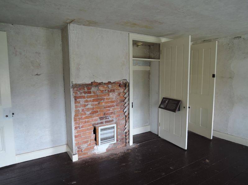 Edgar Allan Poes House Philadelphia -Virginias room