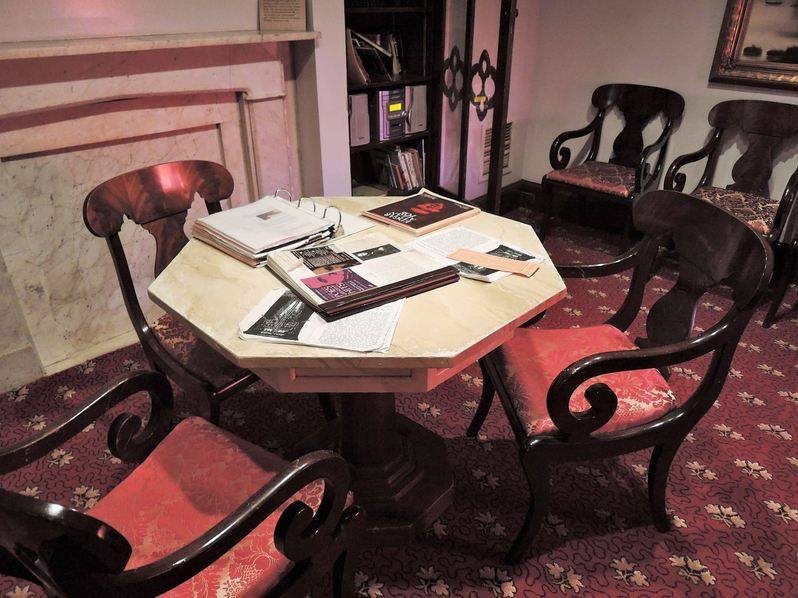 Edgar Allan Poes House Philadelphia - reading room