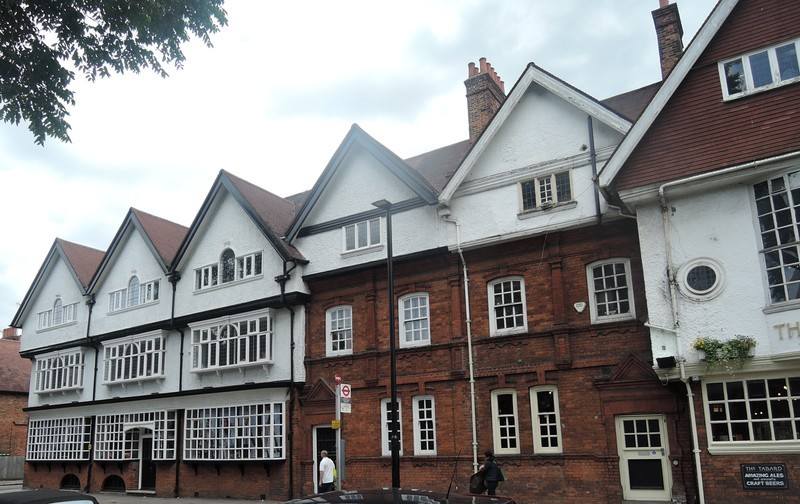 Bedford Park The Stores