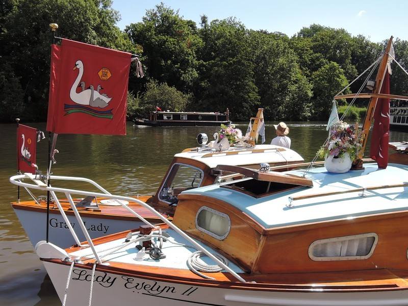 Swan Upping on the River Thames - Boats