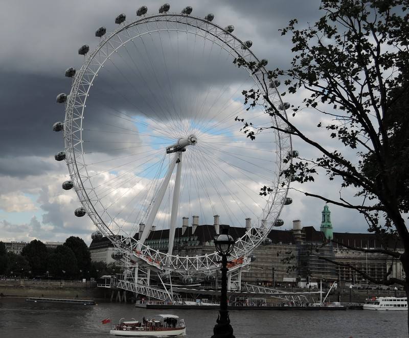 Stanfords Horse Drawn Omnibus - London Eye