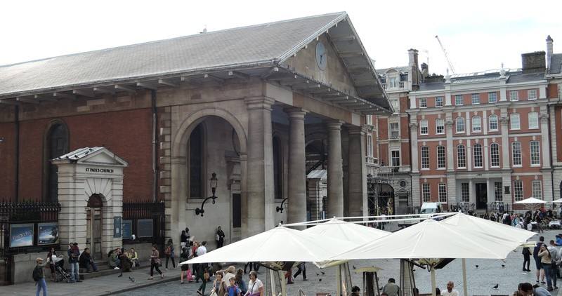 Stanfords Horse Drawn Omnibus - Covent Garden