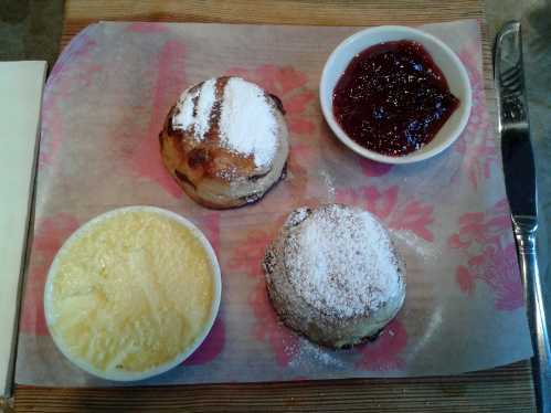 Scones at Bills