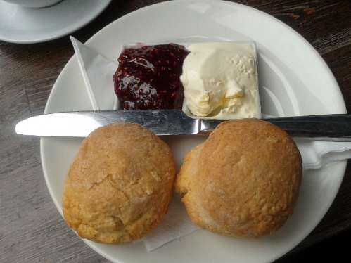 Scones at Beas of Bloomsbury