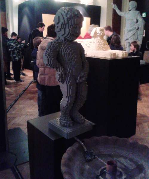 the art of brick - manneken pis