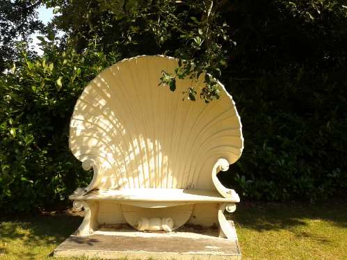 Strawberry Hill - shell bench